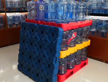 塑料托盤在桶裝水行業的應用